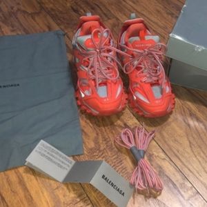 These are balencigas track sneaks they are 700...